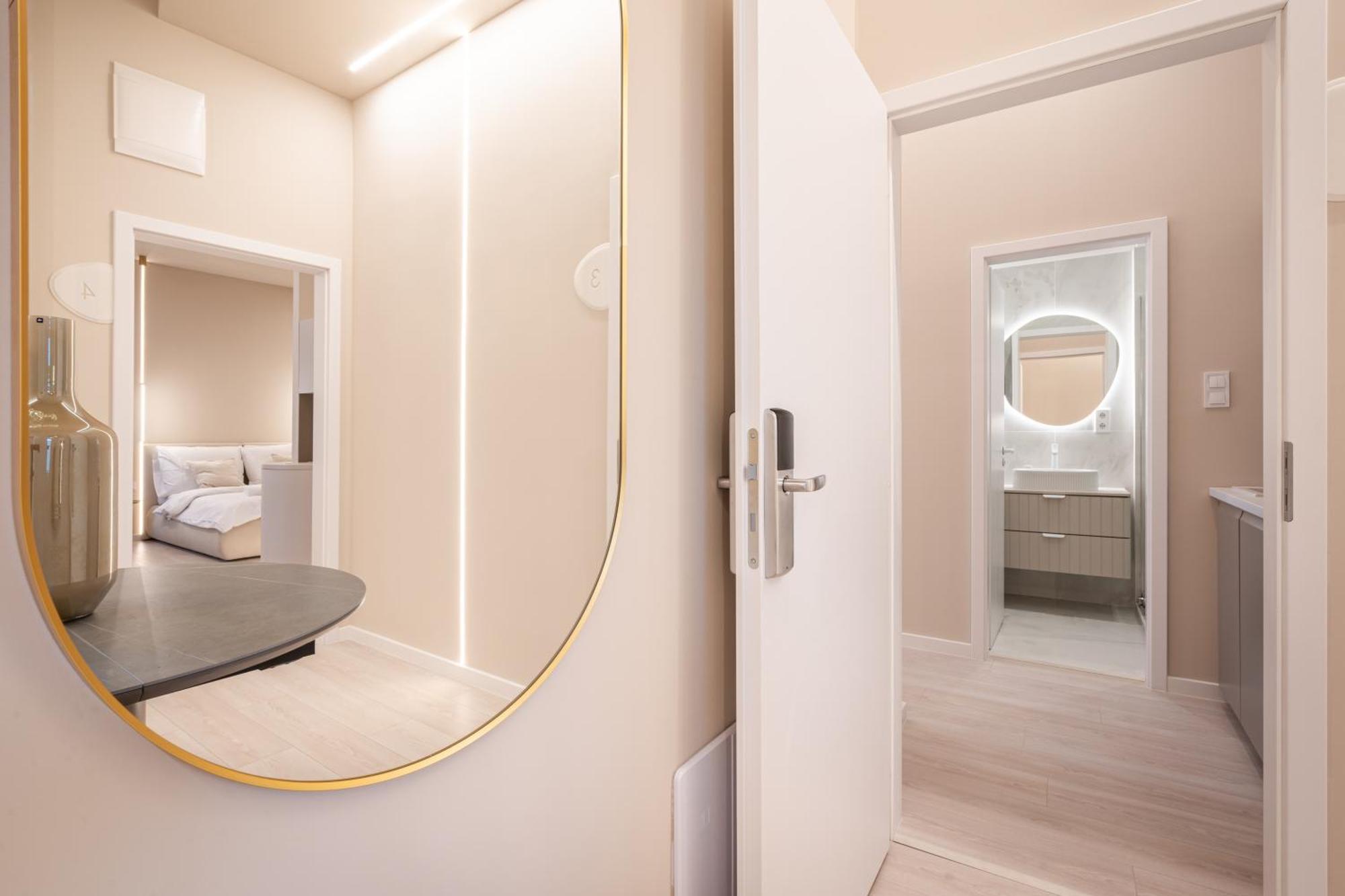 Apartmán W8 - Wesselenyi Stylish - Location By Bqa *